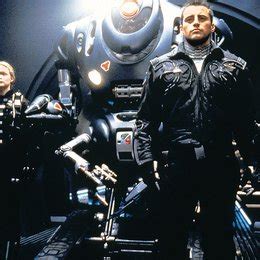 lost in space kritik.